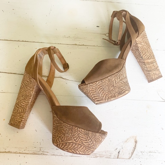 Jeffrey Campbell Shoes - Jeffery Campbell Platform Sandals